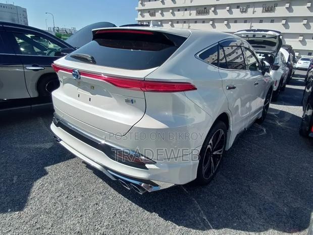 Toyota Harrier 2021 Pearl