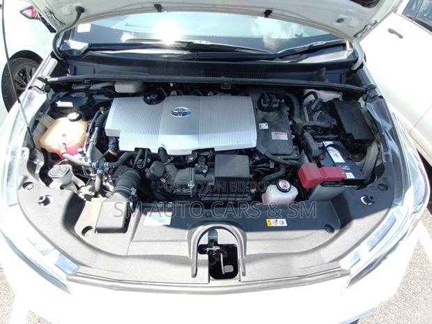 Toyota Prius 2020 Pearl