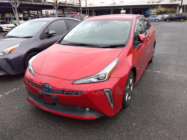 Toyota Prius 2020 Red