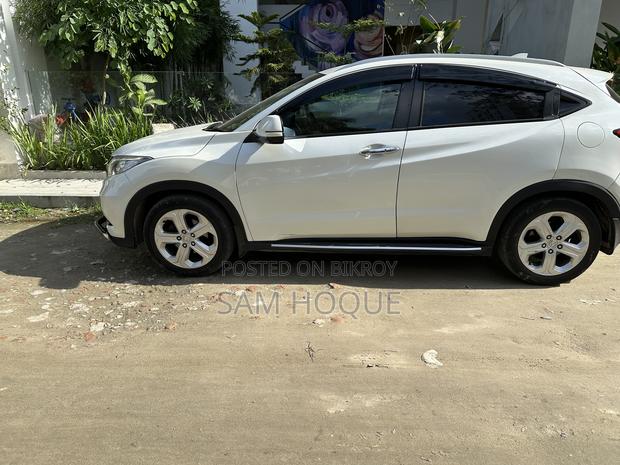 Honda Vezel 2014 Pearl