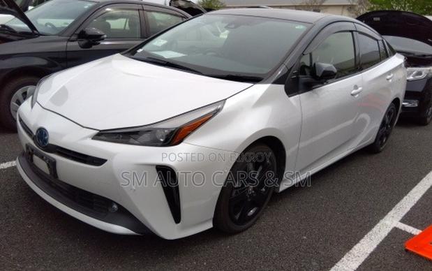 Toyota Prius 2021 Pearl