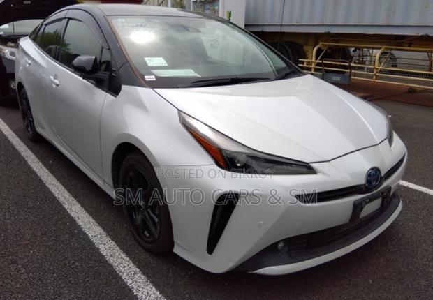 Toyota Prius 2021 Pearl