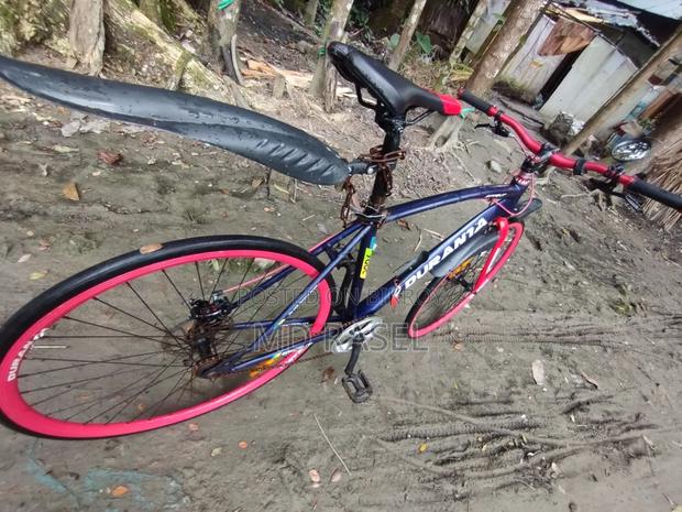 Honda Vigor 1995 Red