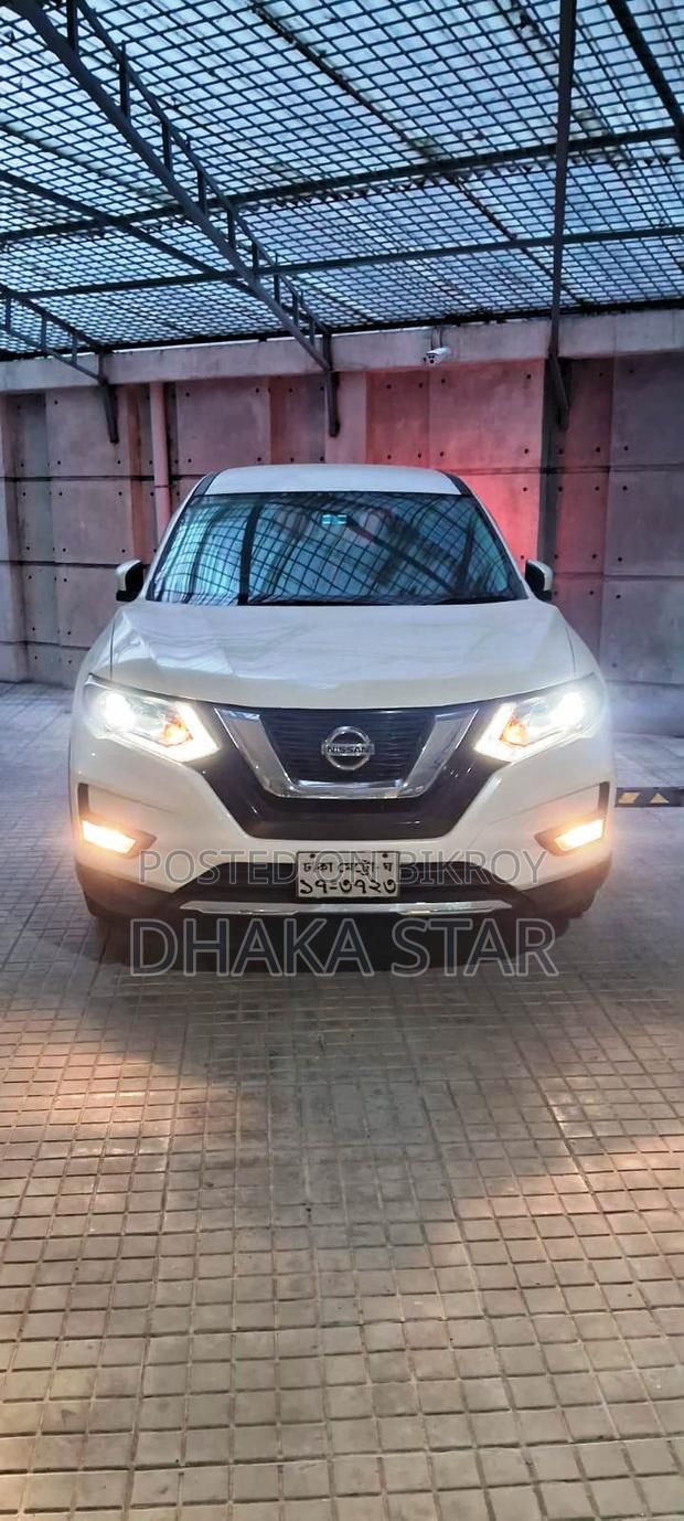 Nissan X-Trail 2.0 Petrol FWD 2014 Pearl