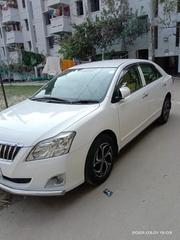 Toyota Premio 2018 White for sale