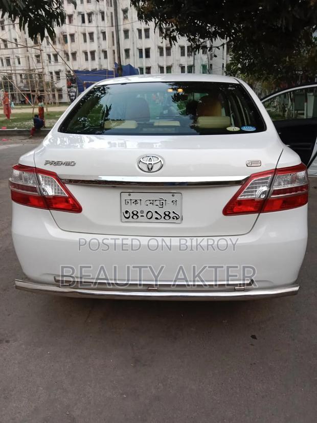 Toyota Premio 2018 White