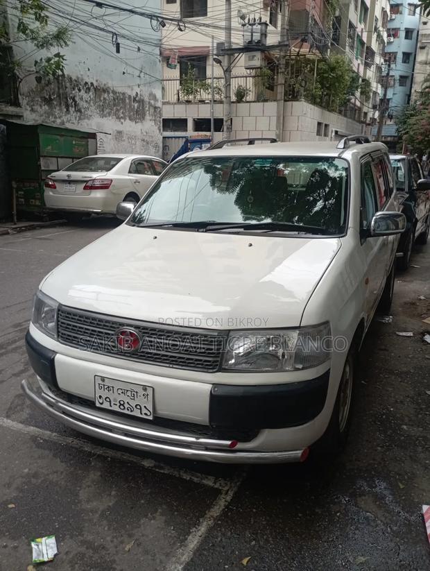 Toyota Probox 2009 White
