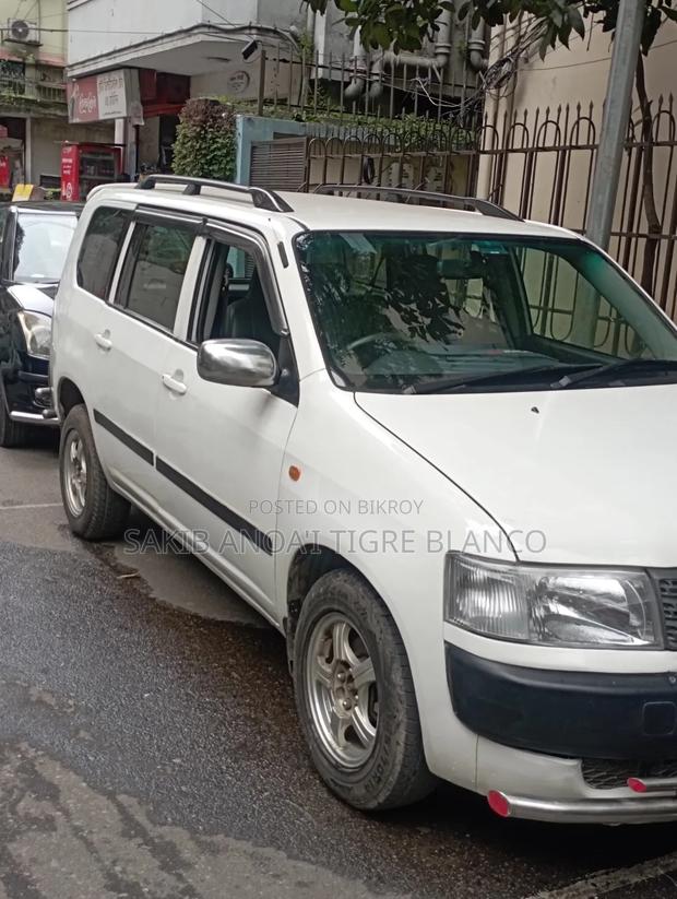 Toyota Probox 2009 White