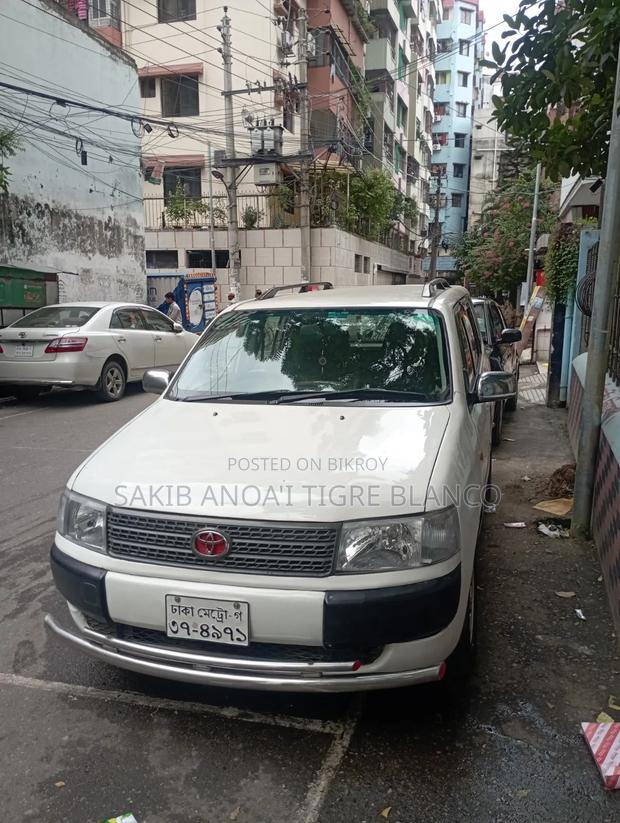 Toyota Probox 2009 White