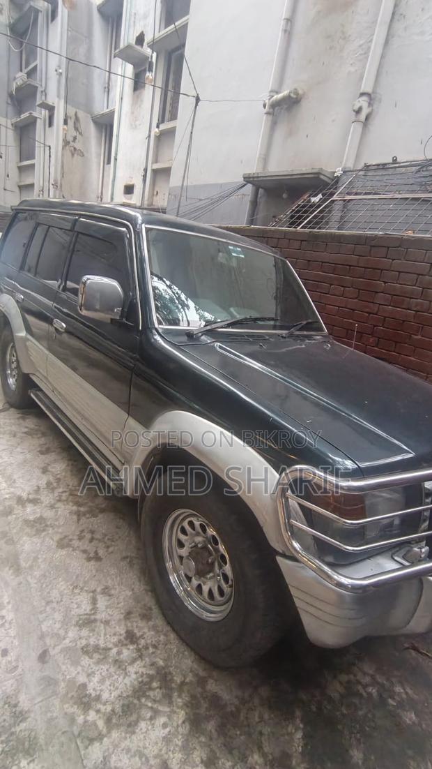 Mitsubishi Jeep 1994 Green