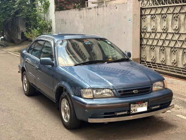 Toyota Corsa 1999