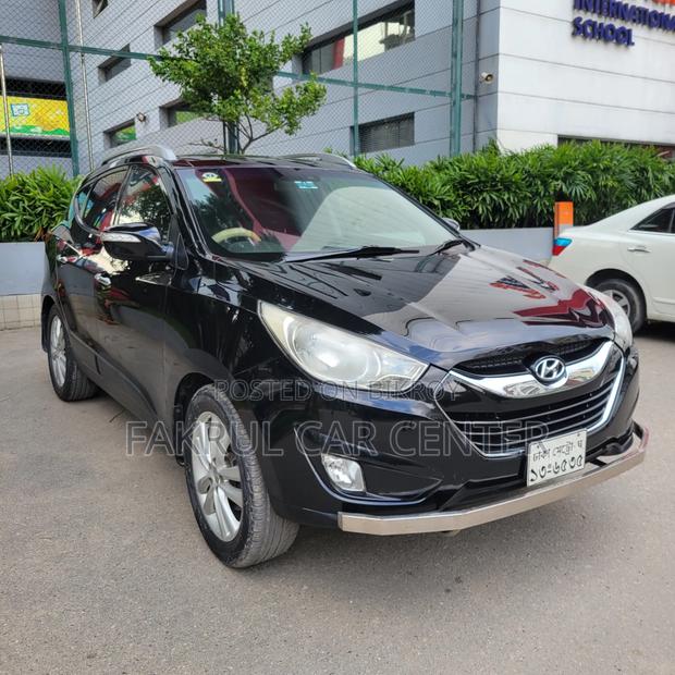 Hyundai Tucson 2012 Black