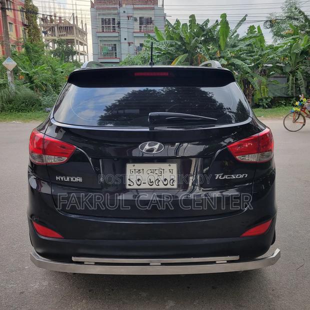 Hyundai Tucson 2012 Black