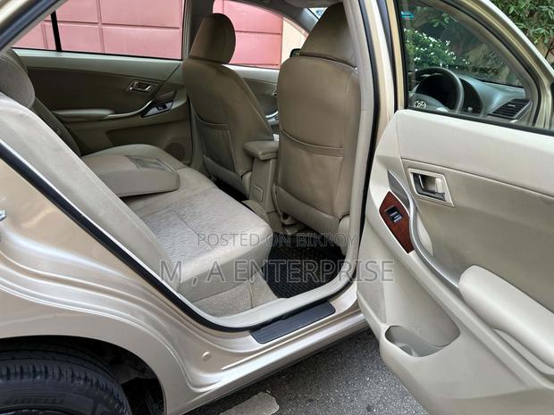 Toyota Allion 2012 Gold