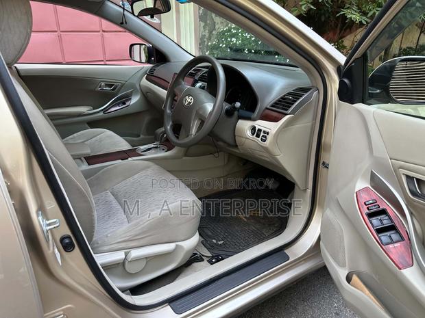 Toyota Allion 2012 Gold