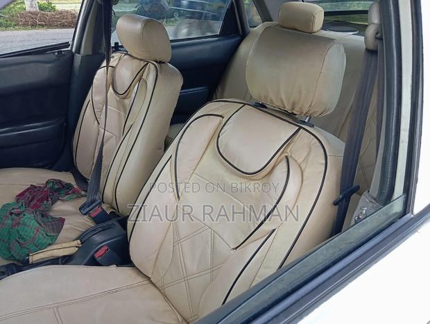 Toyota Corolla 1996 White
