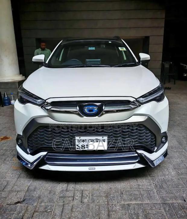 Toyota Corolla Cross 1.8 Hybrid FWD 2021 Pearl