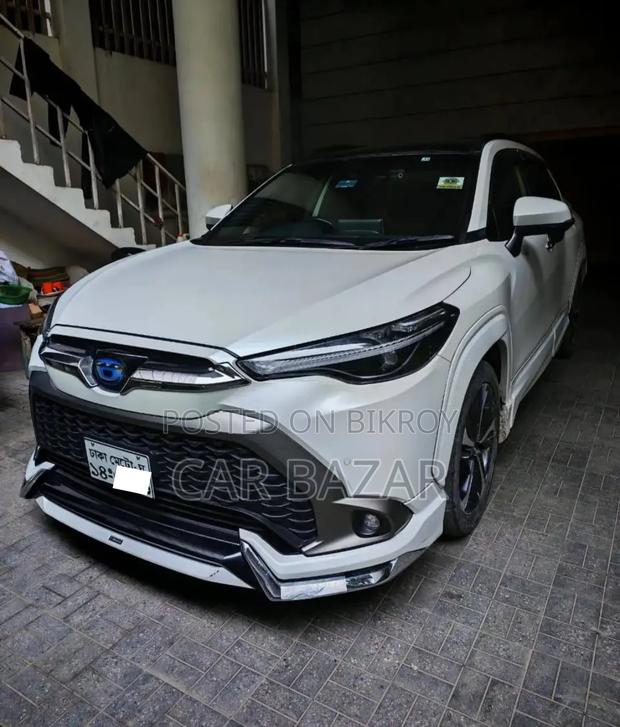 Toyota Corolla Cross 1.8 Hybrid FWD 2021 Pearl