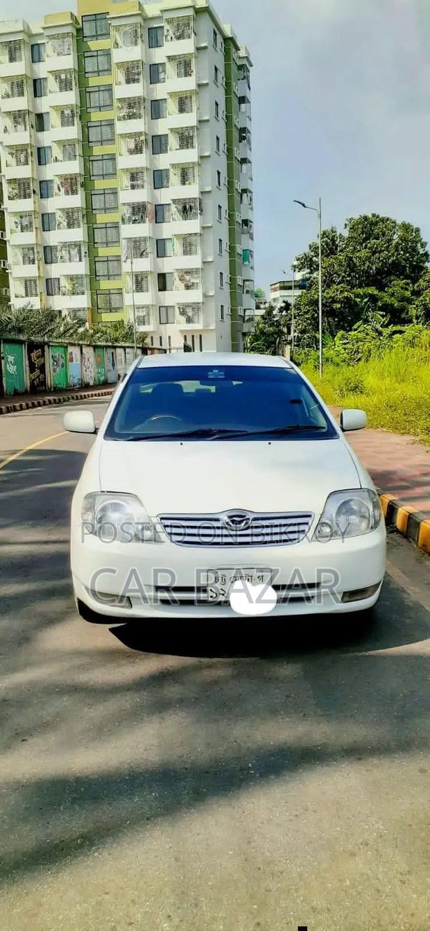 Toyota Corolla Sedan 2004 White
