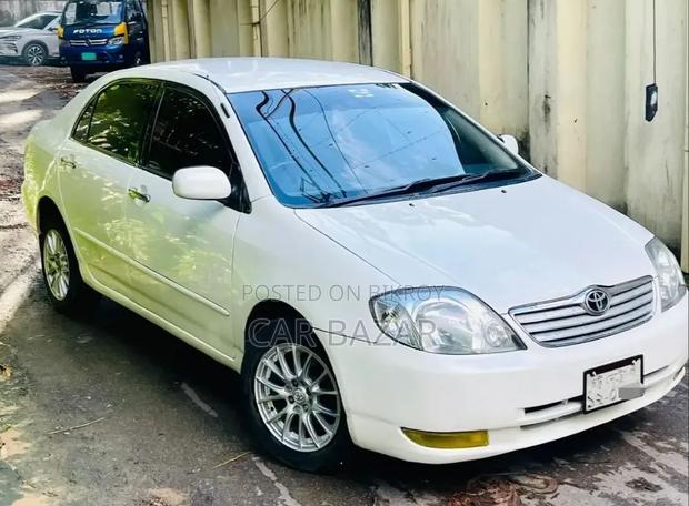 Toyota Corolla 1.5 Sedan Automatic 2002 White