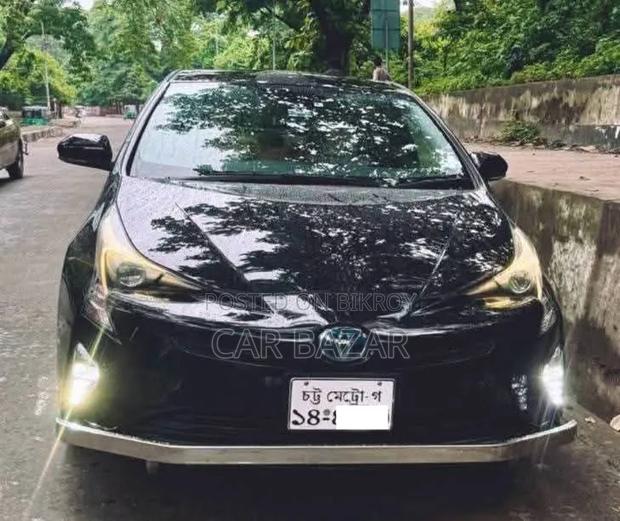 Toyota Prius Four Touring 2018 Black
