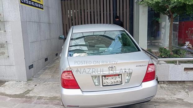 Toyota Corolla 2004 Silver