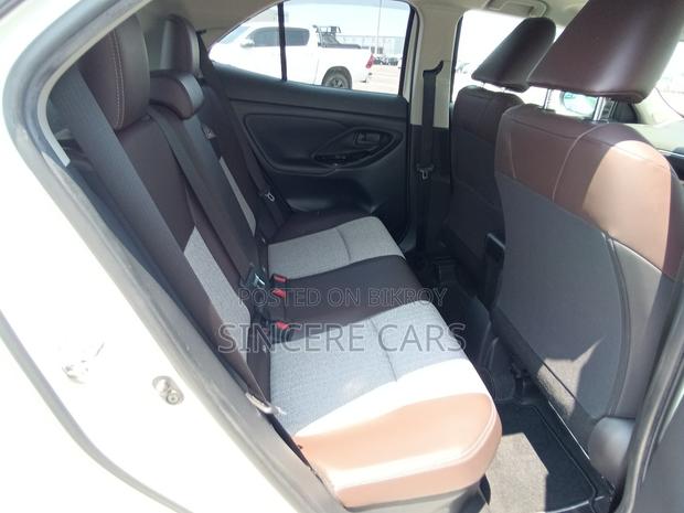 Toyota Yaris Cross 2021 Pearl