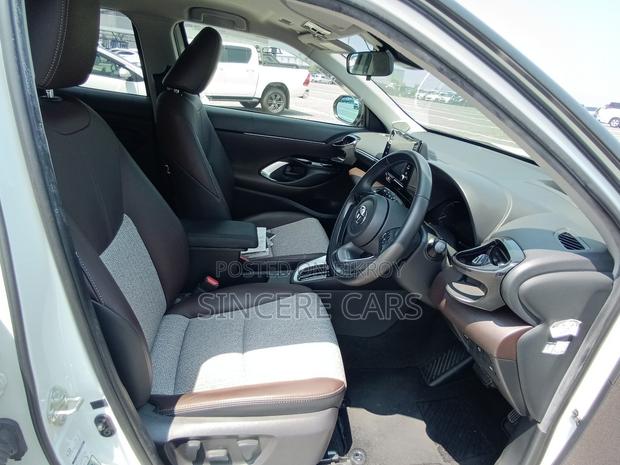 Toyota Yaris Cross 2021 Pearl