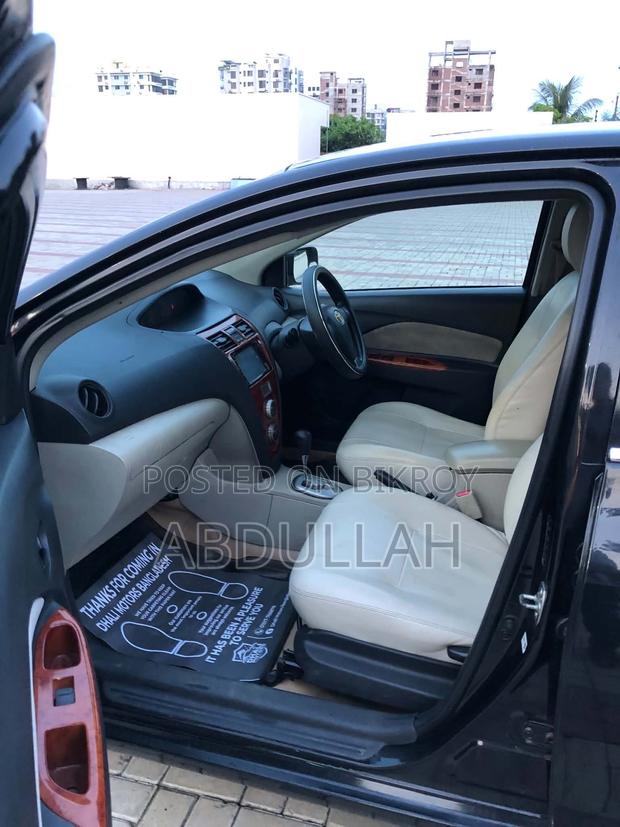 Toyota Belta 2006 Black