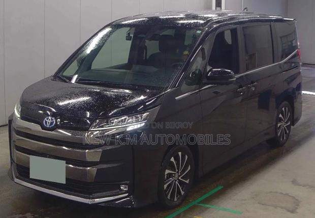 Toyota Noah 2022 Black