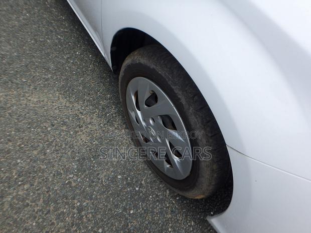Toyota Axio 2021 White