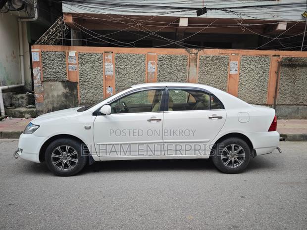 Toyota Corolla 1.4 D Automatic 2004 White
