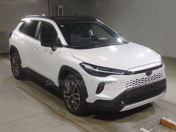 New Toyota Corolla Hybrid LE 2025 White
