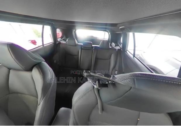 New Toyota Corolla Hybrid LE 2025 White