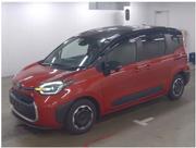 Toyota Sienta 2022 Red for sale