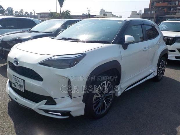 Toyota Yaris Cross 2022 Pearl