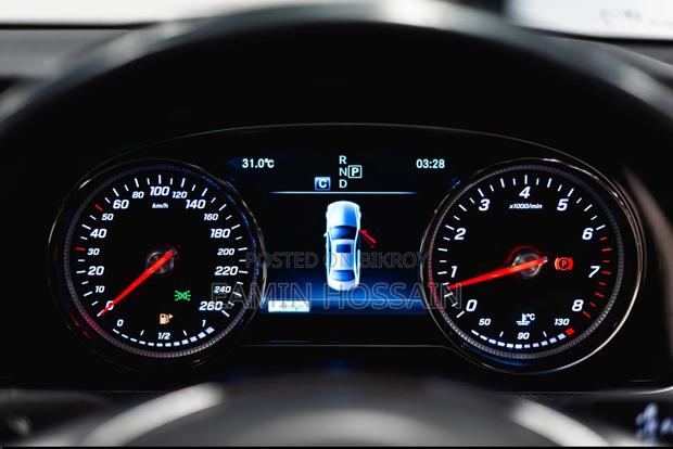 Mercedes-Benz E200 2016 Pearl