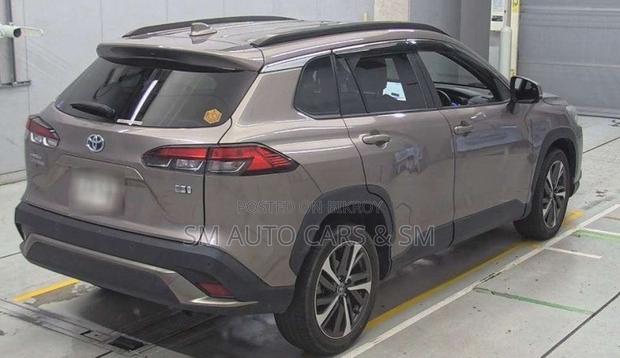 Toyota Corolla Cross 2022 Brown