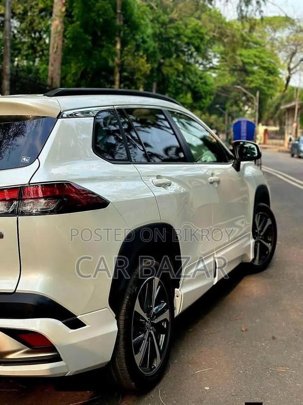 Toyota Corolla Cross 1.8 Hybrid FWD 2021 White
