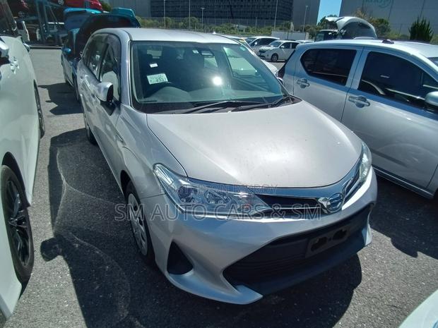 Toyota Corolla Fielder 2020 Silver