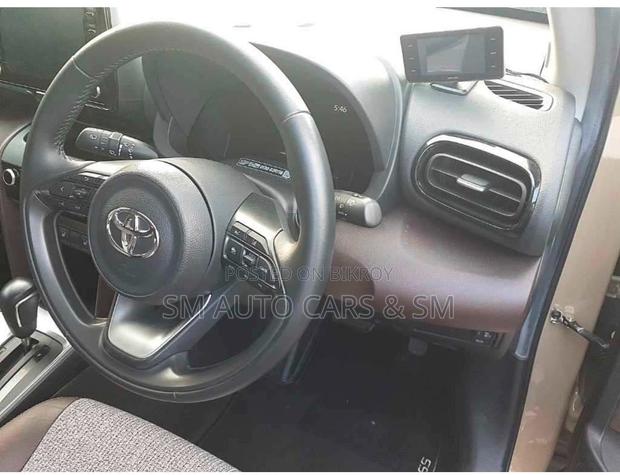 Toyota Yaris Cross 2021 Beige