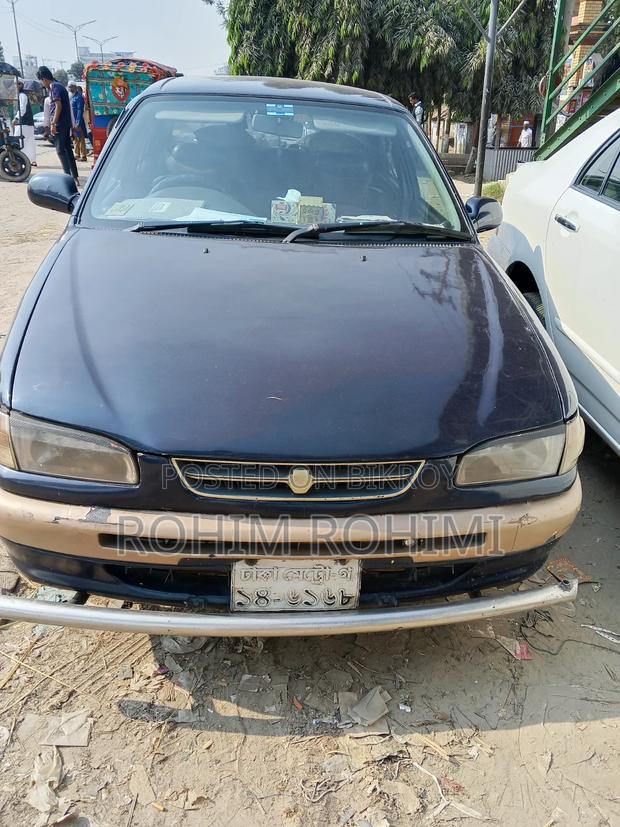 Toyota Corolla 1996 Blue