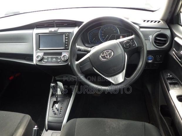 Toyota Corolla Fielder 2021 Silver