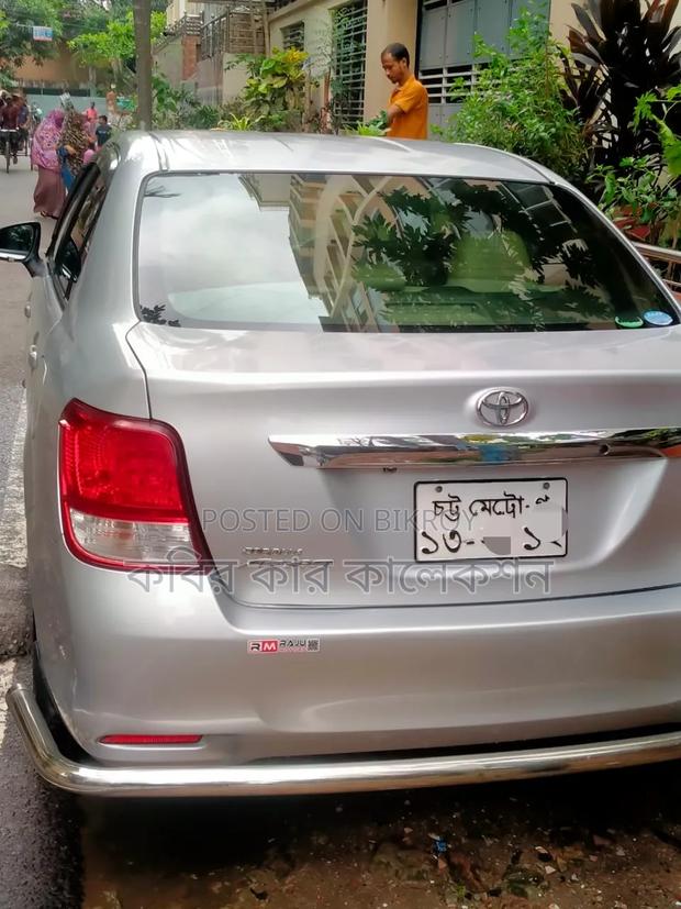 Toyota Axio 2012 Gold