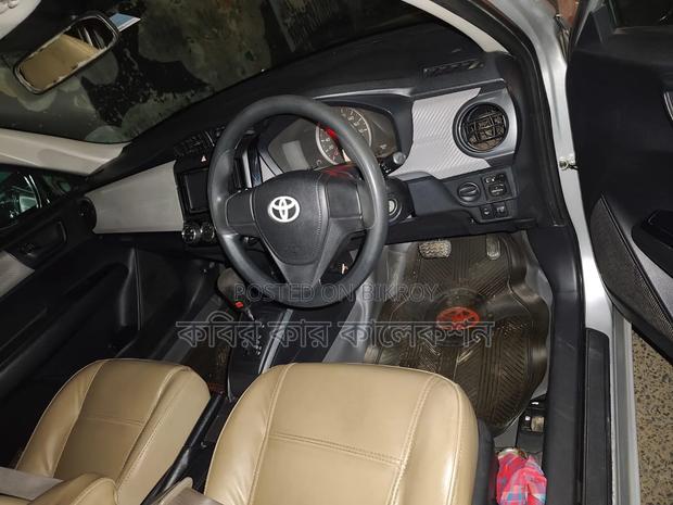 Toyota Axio 2012 Beige