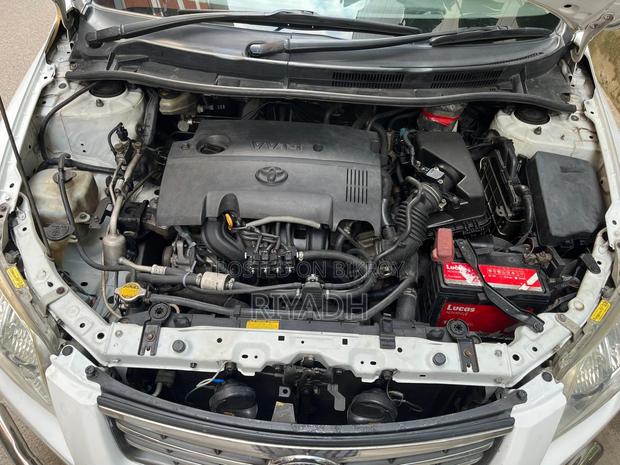 Toyota Axio 2011 White