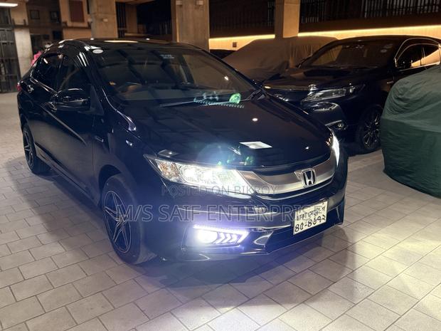 Honda Grace 1.5 Hybrid AWD 2015 Black