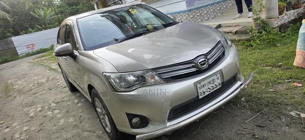 Toyota Axio 1.5 G 2WD 2012 Gold