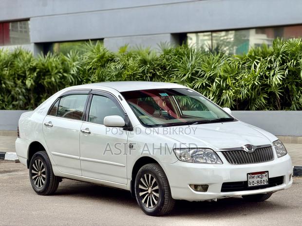 Toyota Corolla Sedan Automatic 2005 White