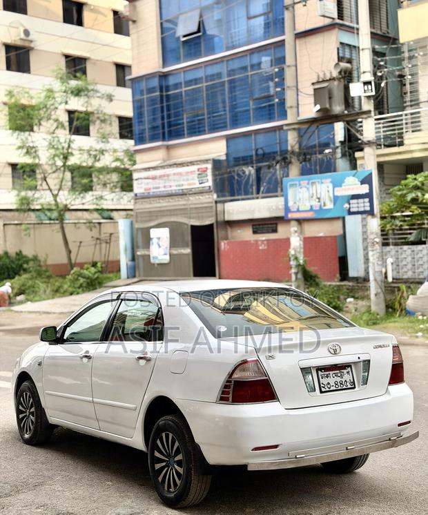 Toyota Corolla Sedan Automatic 2005 White